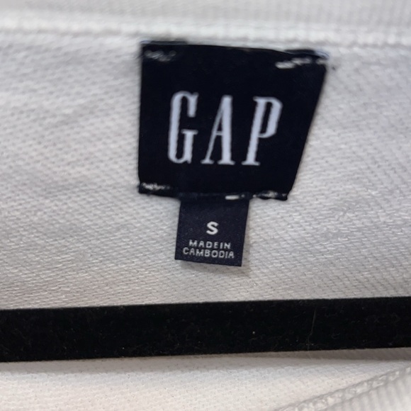 GAP Vintage Soft Eyelet Sleeve Sweatshirt - Picture 9 of 10